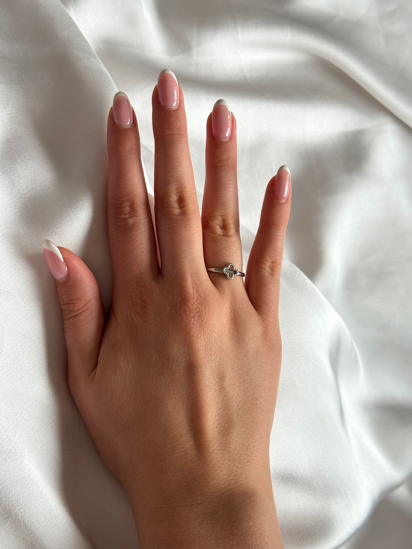 Silver Clover Ring