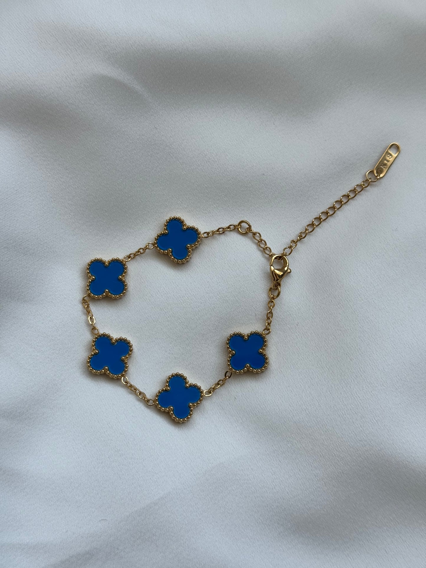 Sea clover bracelet