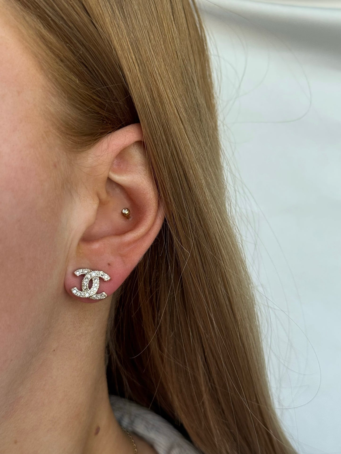 Charm earring