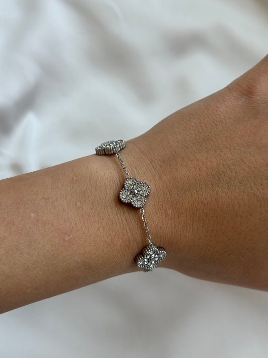 Crystal clover bracelet