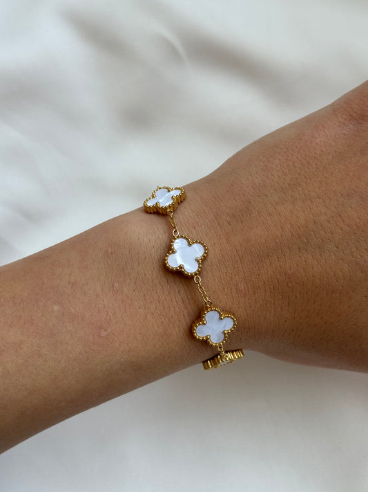 Cloud clover bracelet