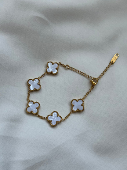 Cloud clover bracelet