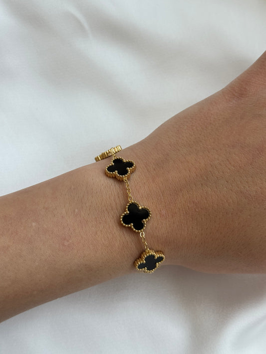 Midnight clover bracelet