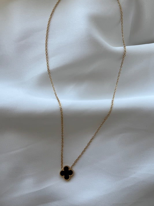 Midnight clover necklace